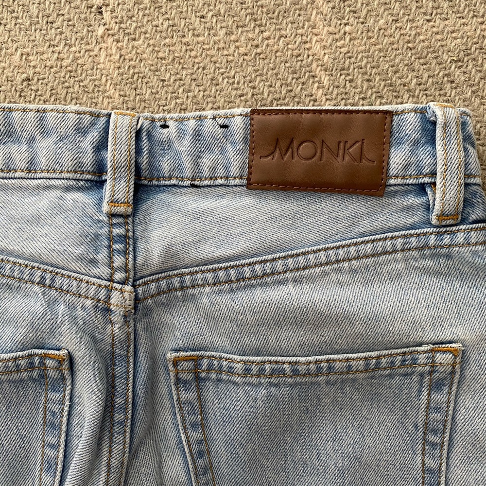 Monki Kimomo High Waisted Mom Jeans size 26